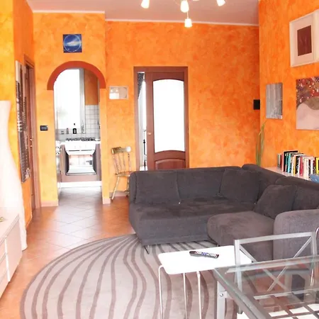 Apartment Yhome | J Stadium - Toscana Apartments