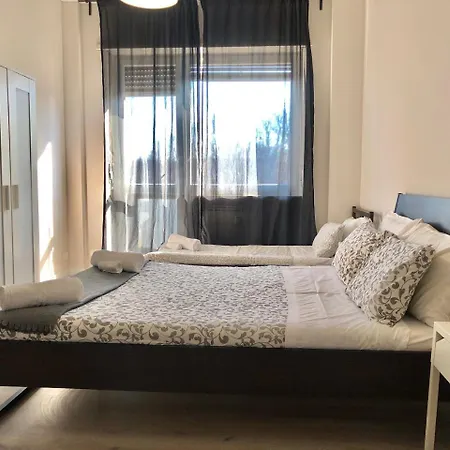 Yhome | J Stadium - Toscana Apartments *